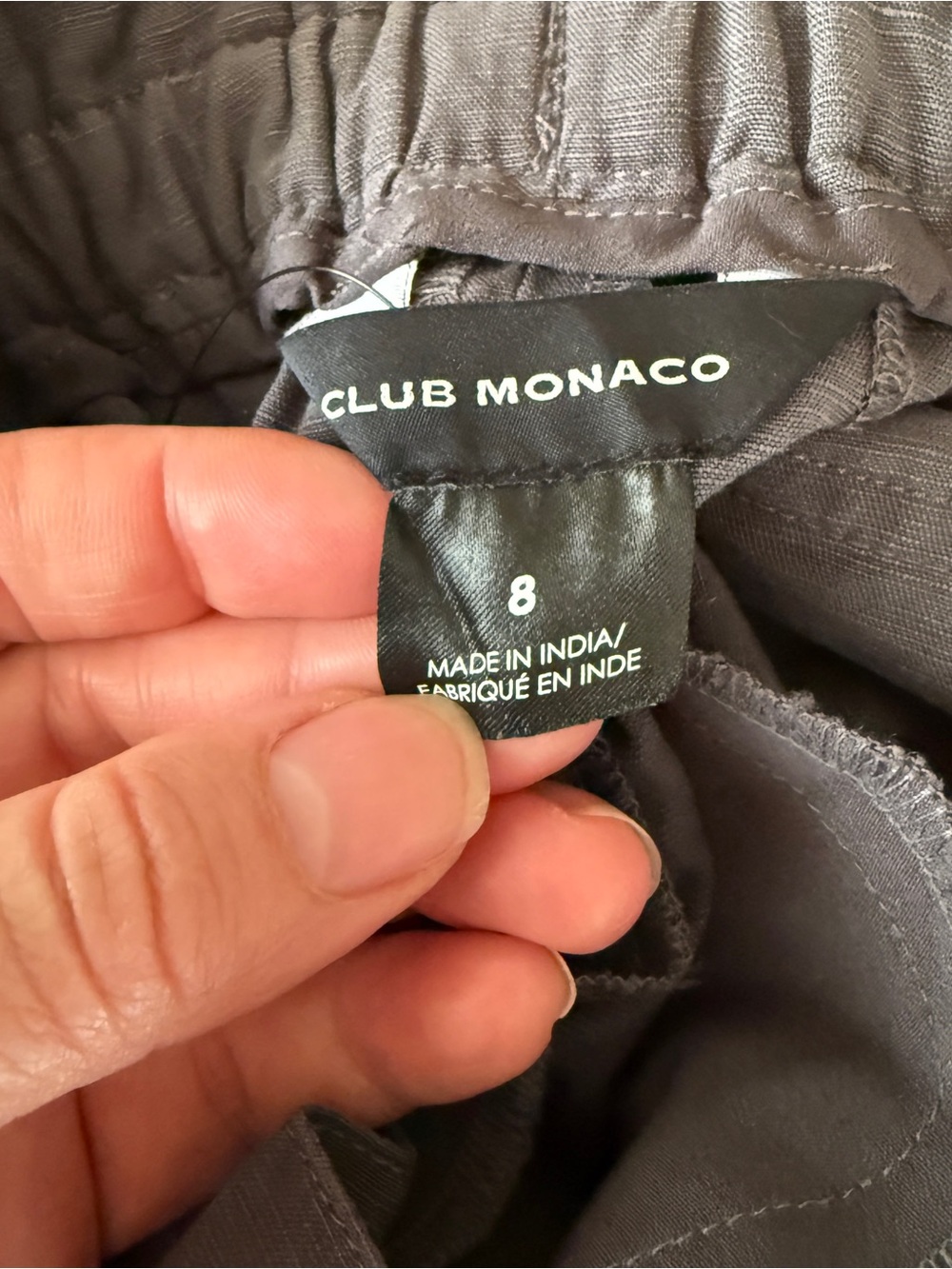 Club Monaco Women’s Charcoal Linen blend Paperbag Tie-Waist Shorts - Picture 3 of 5